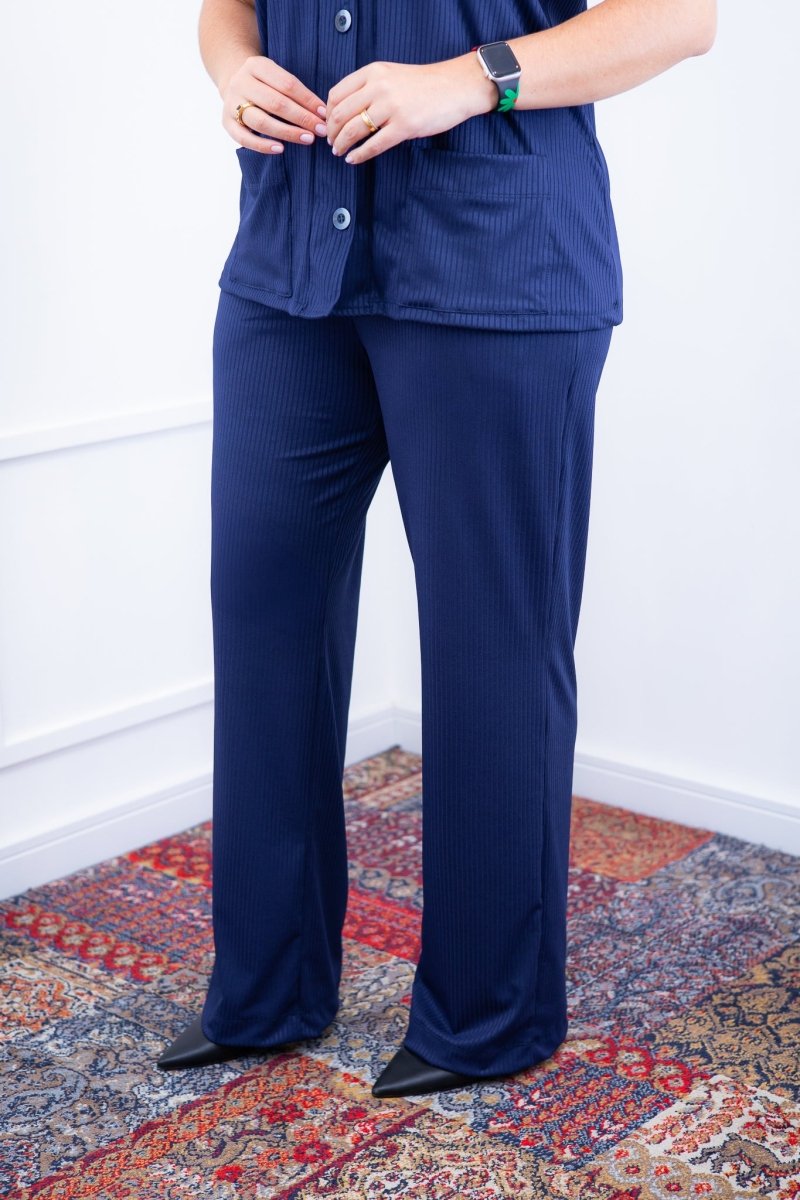 Conjunto Itália - Em Malha Canelada com Colete de Botões e Calça Pantalona - Naguirre Shop