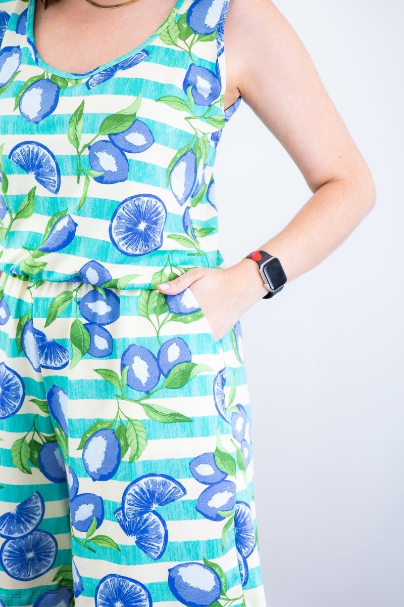 Macaquinho Dani - Regata com Bolsos Midi em Malha Confort Deluxe - Naguirre Shop